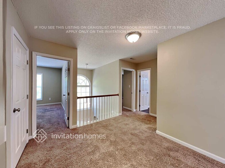 Building Photo - 8709 Reindeer Moss Dr