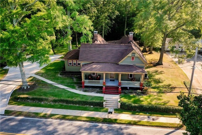 Building Photo - 152 Rivertown Rd