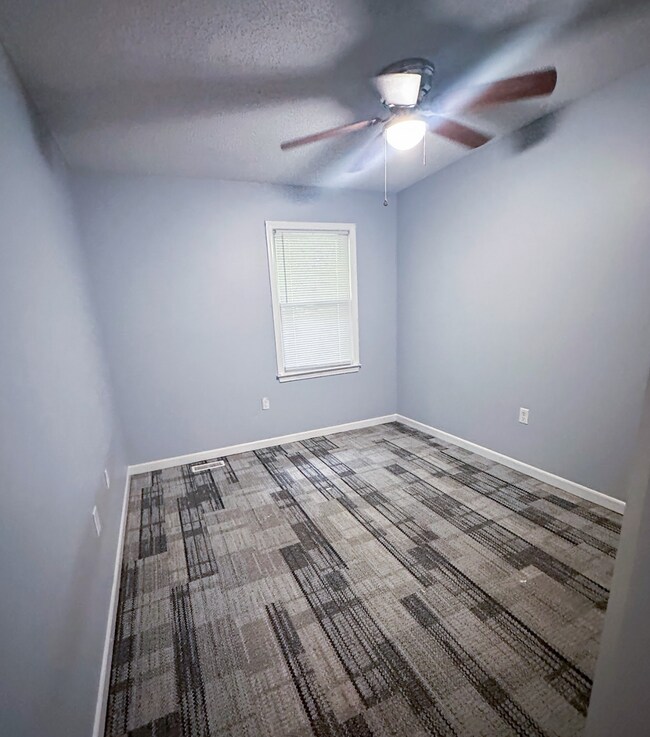 Building Photo - Spacious 3BR Home Near Downtown Clemson – Available 8/20, Only $1,300/Month!