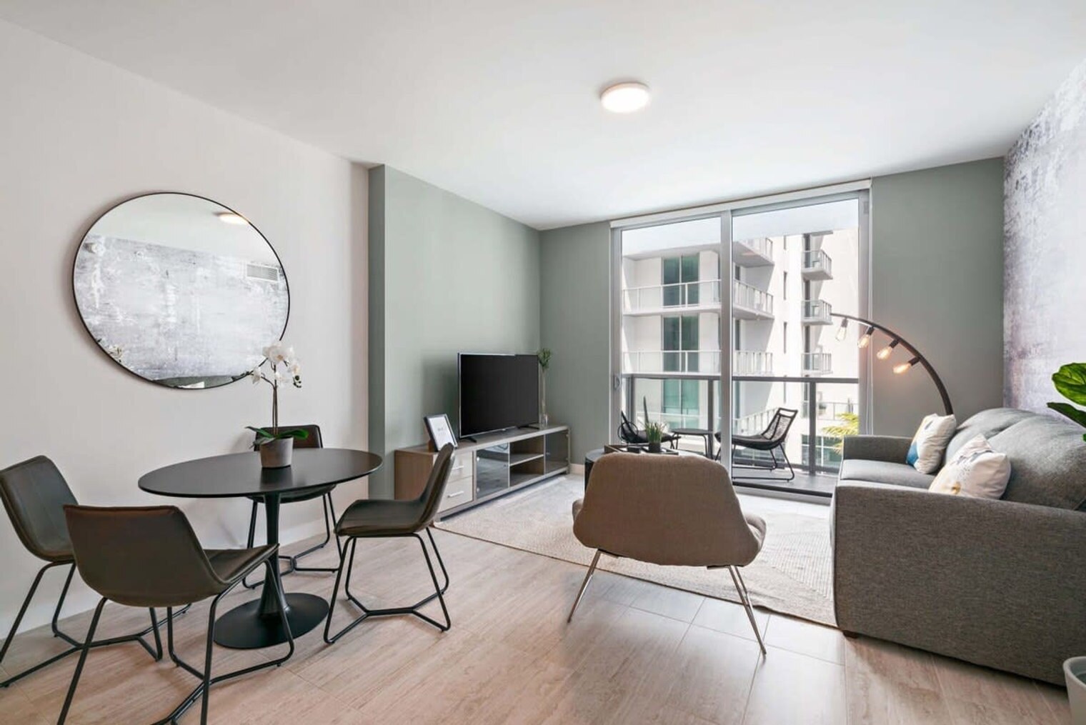 Building Photo - 3900 Biscayne Blvd