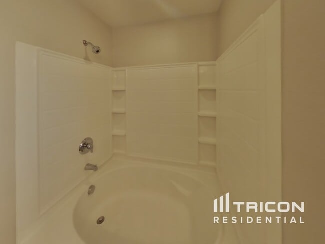 Building Photo - 9169 Promising Ct