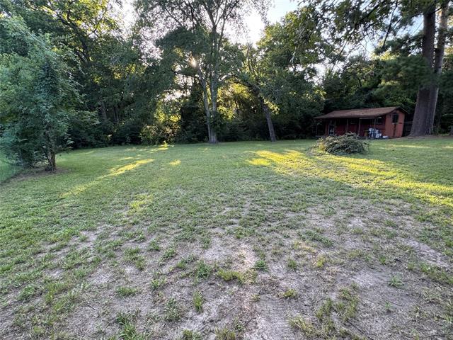 Building Photo - 722 S Prairieville St