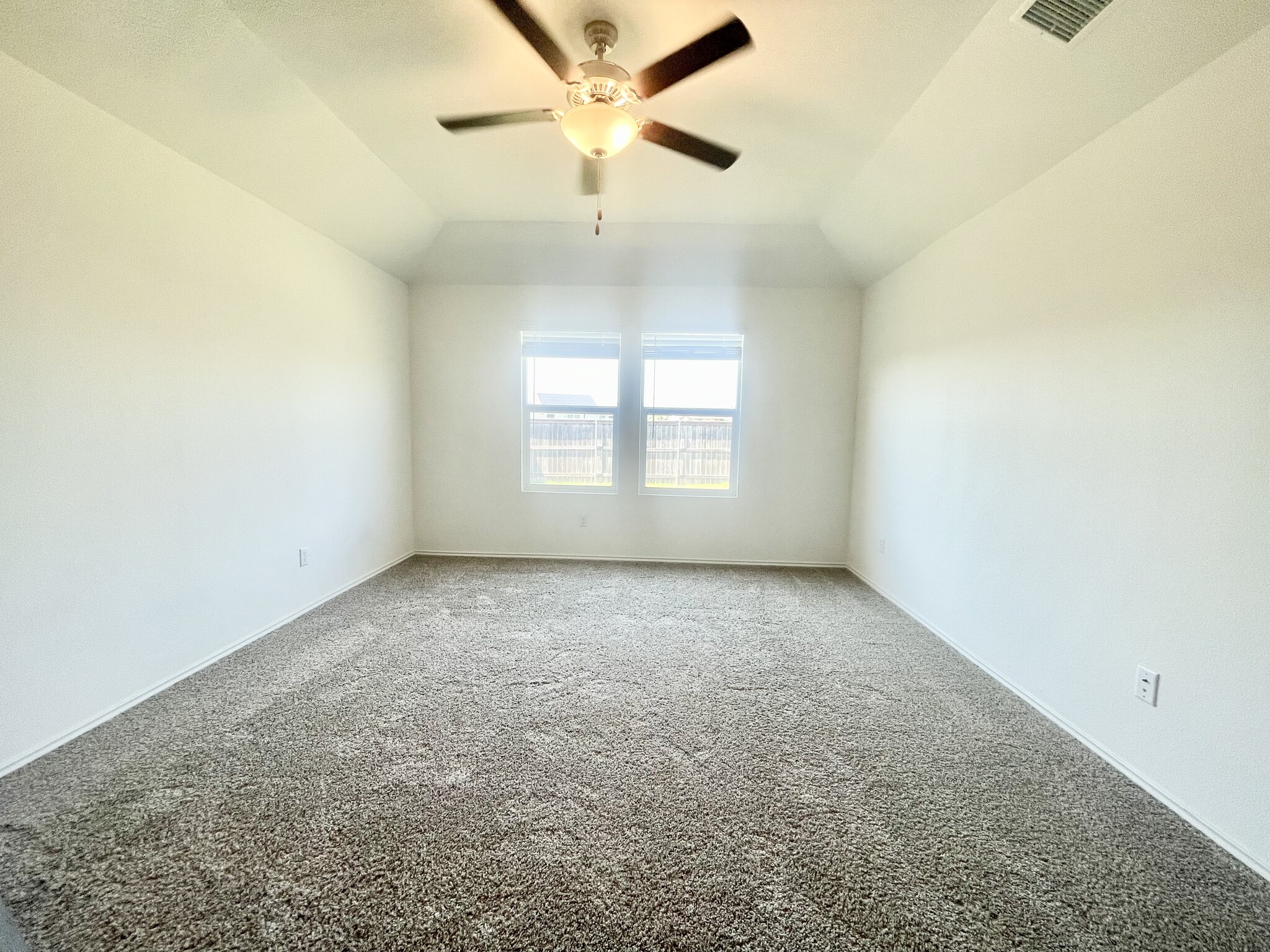 Building Photo - 217 Coventry Dr