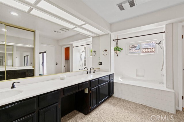 Building Photo - 15 Coronado Ct
