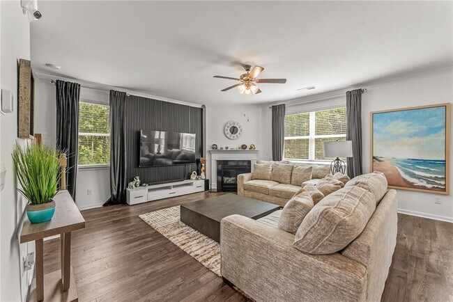 Building Photo - 379 Blue Juniper Cir