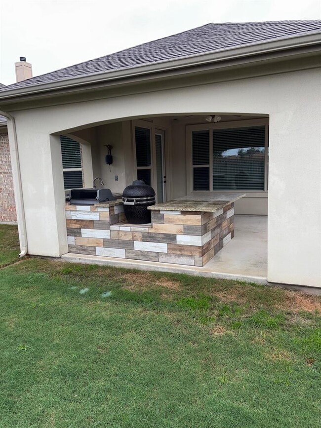 Building Photo - 509 Fair Oaks Dr