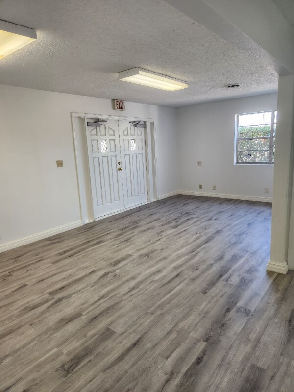 Building Photo - 2611 SW 59th St