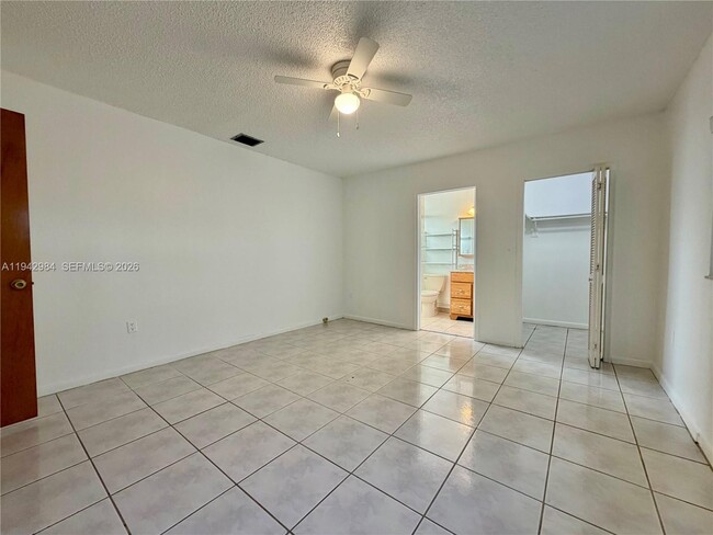 Building Photo - 12111 SW 107th St