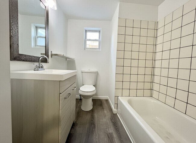 Building Photo - 358 E Hector St