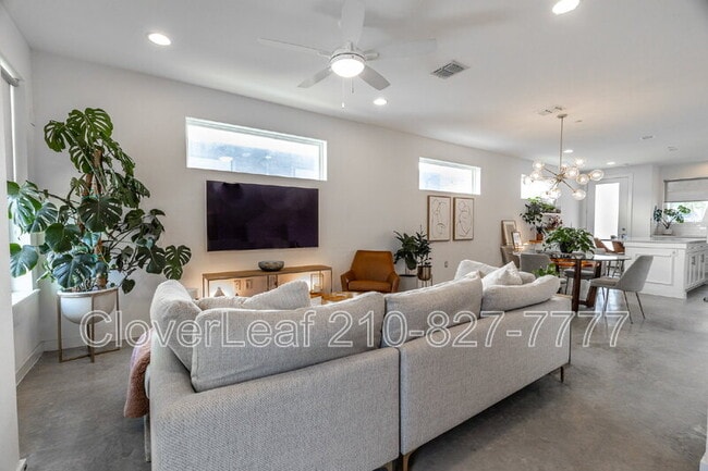 Building Photo - 102 Tendick St