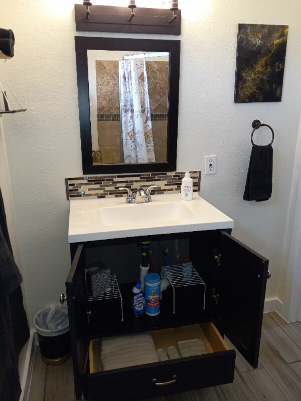 Building Photo - 2 W Pacific St