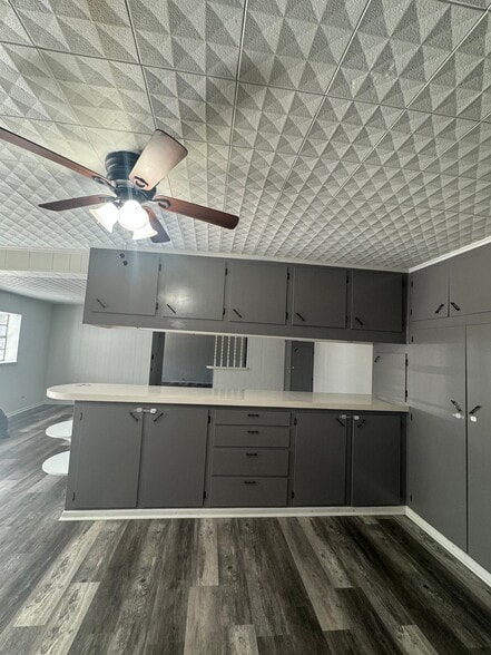 Building Photo - 308a Joseph St