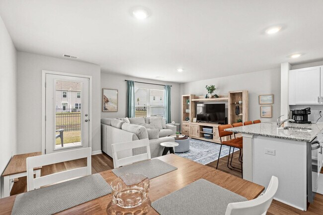Building Photo - 332 Bayou Loop