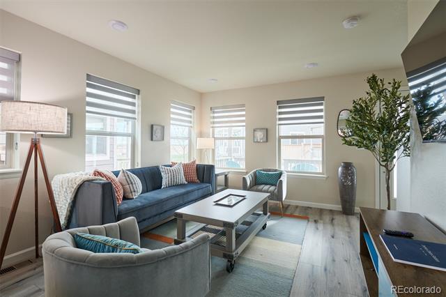 Building Photo - 6339 N Hanover St