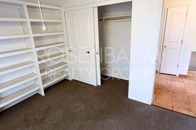 Building Photo - 4873 N Morning Star Dr