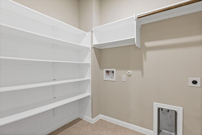 Building Photo - 13508 Rosebud Isle Dr