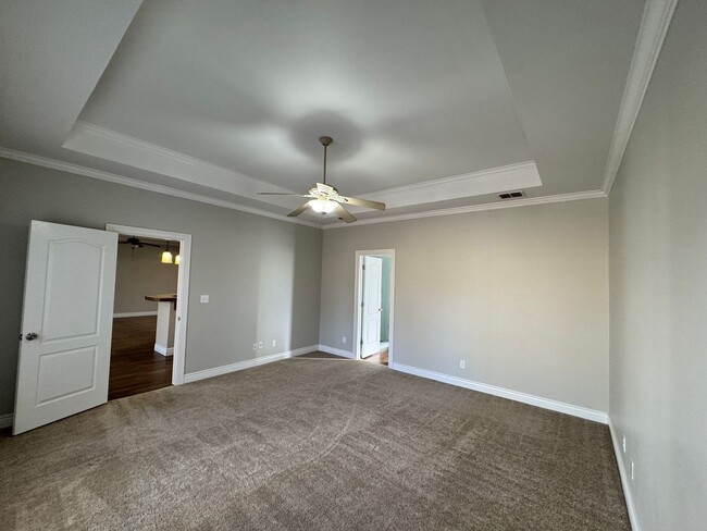 Building Photo - Gated Community close to Barksdale Air For...