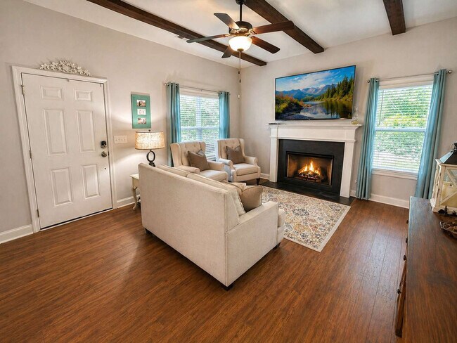 Building Photo - 7355 Hightower Cir