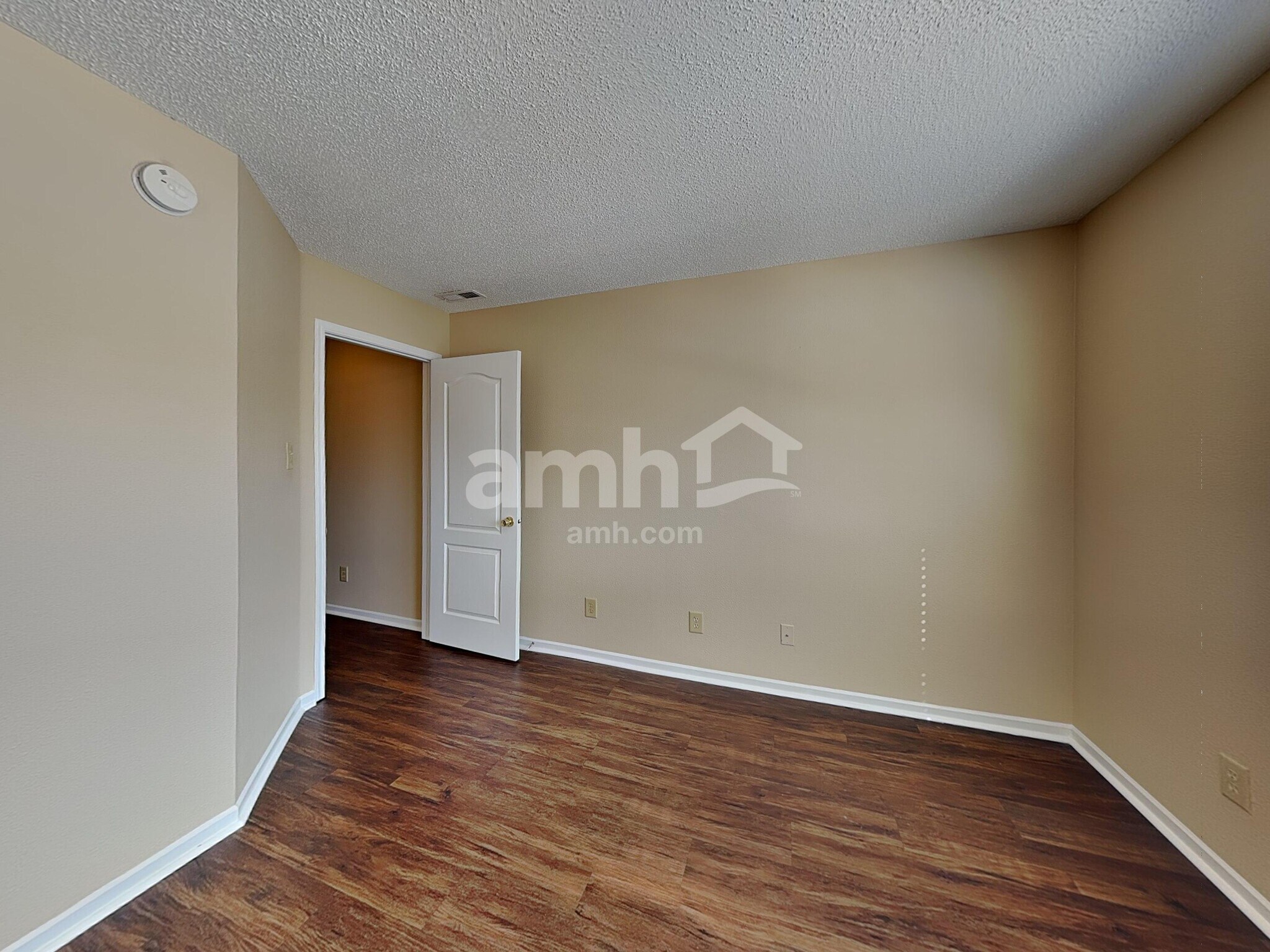 Building Photo - 12897 E 131st St