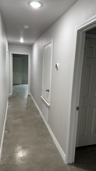 Building Photo - 5900 Harriet Tubman Ave