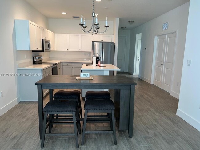Building Photo - 5541 Agostino Way