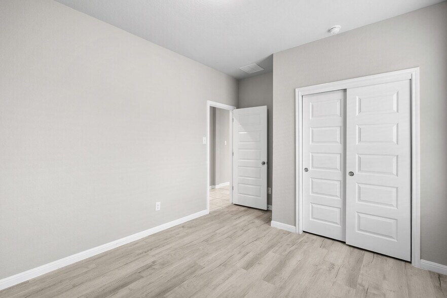 Building Photo - 313 McLintock Rd