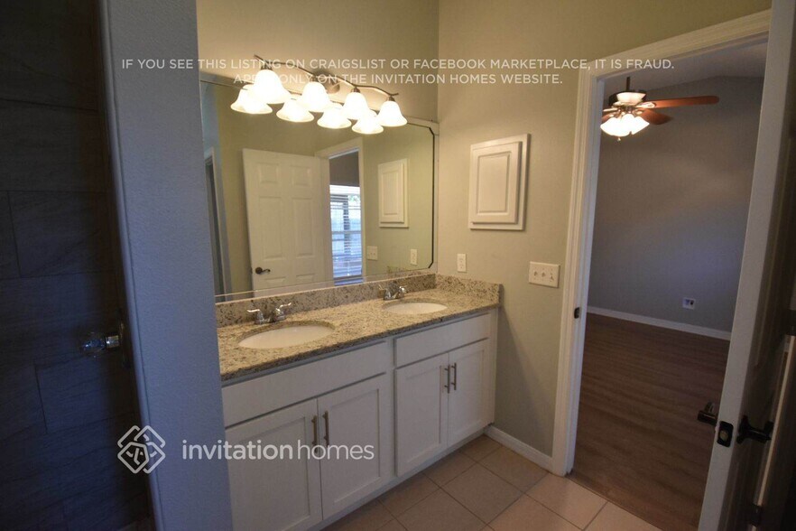 Building Photo - 4278 Ventana Blvd