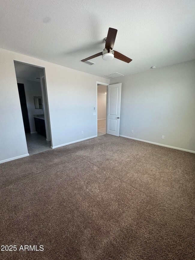 Building Photo - 24623 W Mohave St