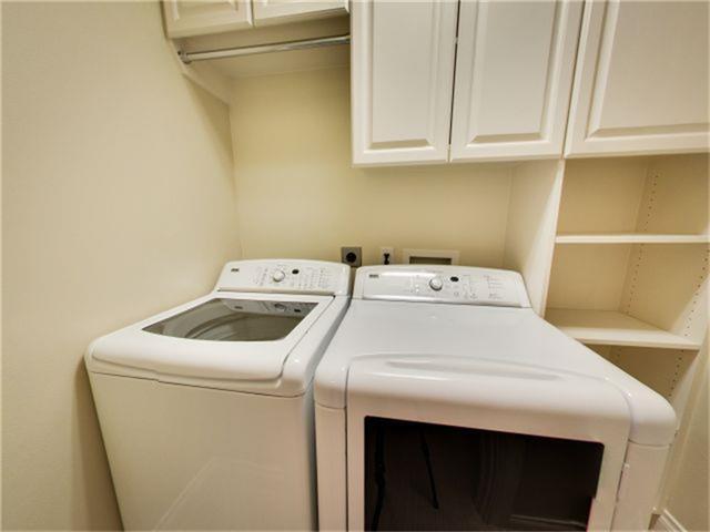 Building Photo - 4517 Tonawanda Dr