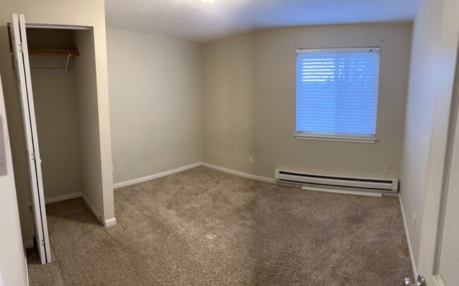Building Photo - 2931 Virginia Dale Dr