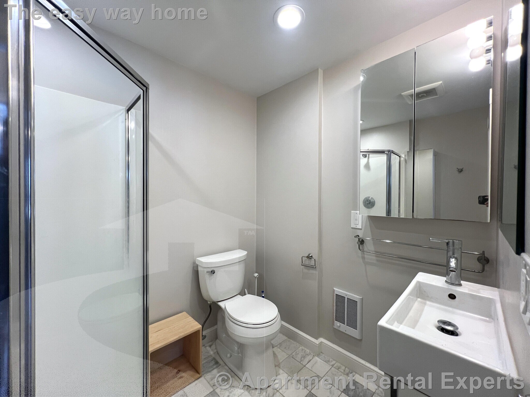 Building Photo - 107 Oxford St