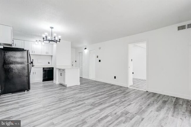 Building Photo - 1836 Metzerott Rd