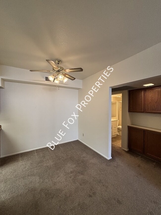 Building Photo - 7944 E Colette Cir