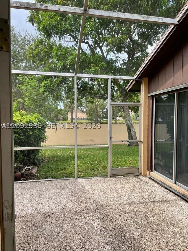 Building Photo - 9601 W Heather Ln