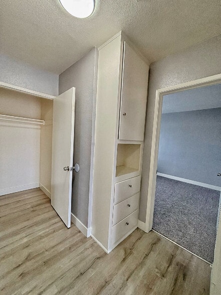 Building Photo - 528 W Magnolia St