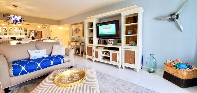 Building Photo - 4748 S Ocean Blvd