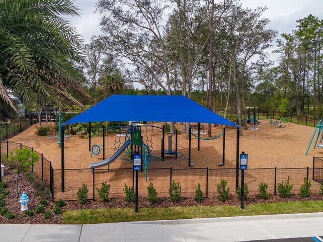 Building Photo - Resort-Style Living in eTown | Gated Community + Top Amenities