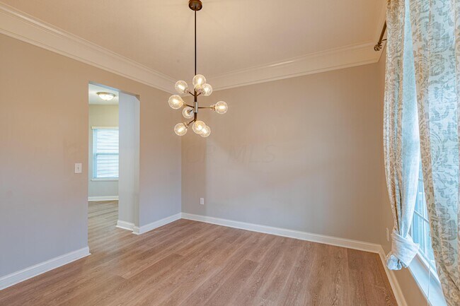 Building Photo - 6003 Bell Classic Dr