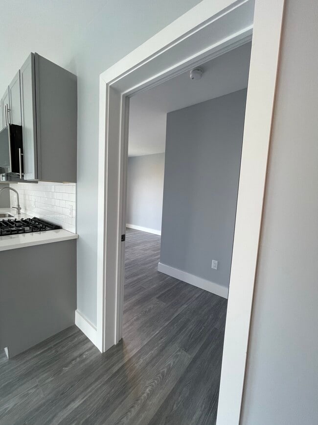 Building Photo - 365 Western Ave