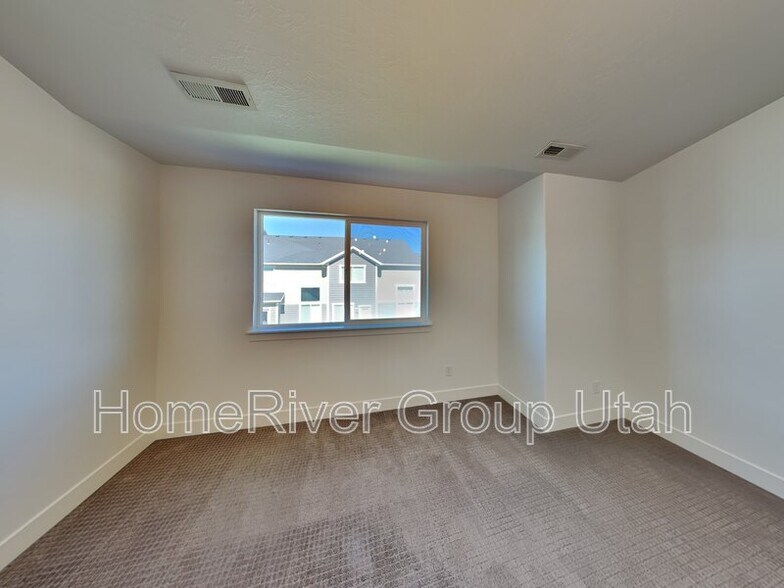 Building Photo - 3628 W 2330 N