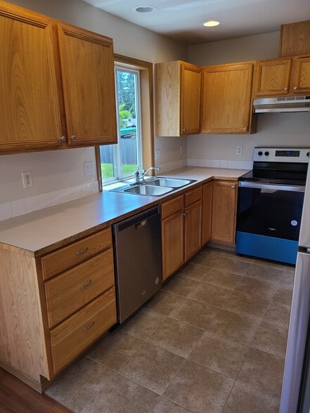 Building Photo - 246 163rd St S