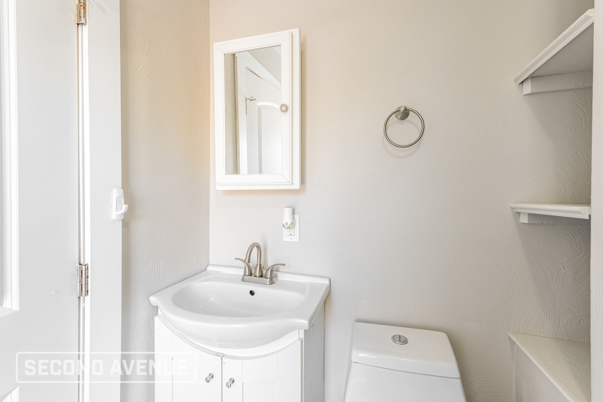 Building Photo - 8012 Elkhart St