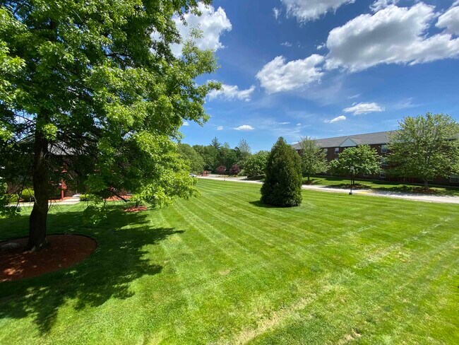 Building Photo - 95 Powers St