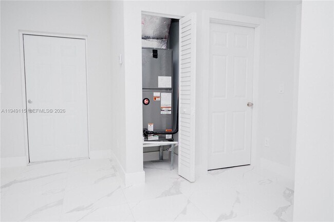 Building Photo - 820 Dr B J McCormick Ave