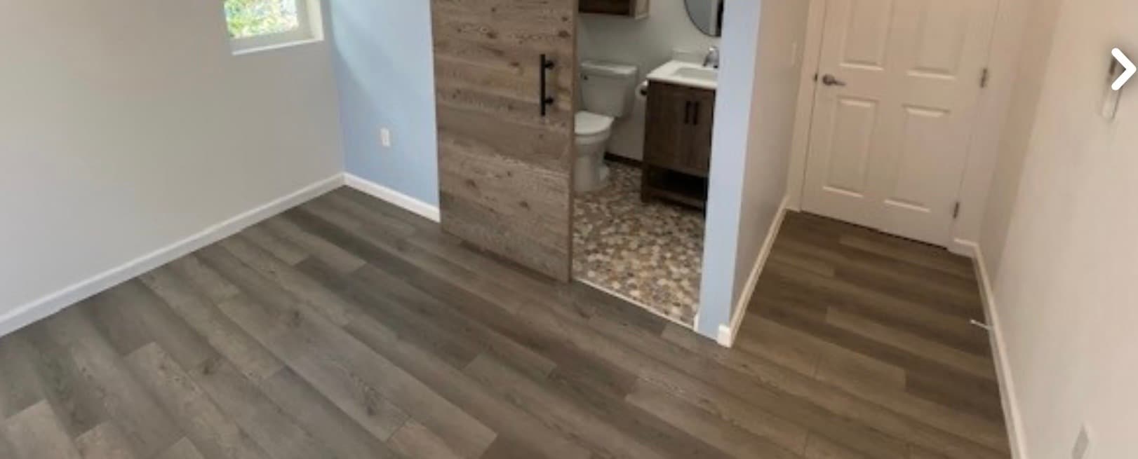 Bathroom - 433 S Fairview St