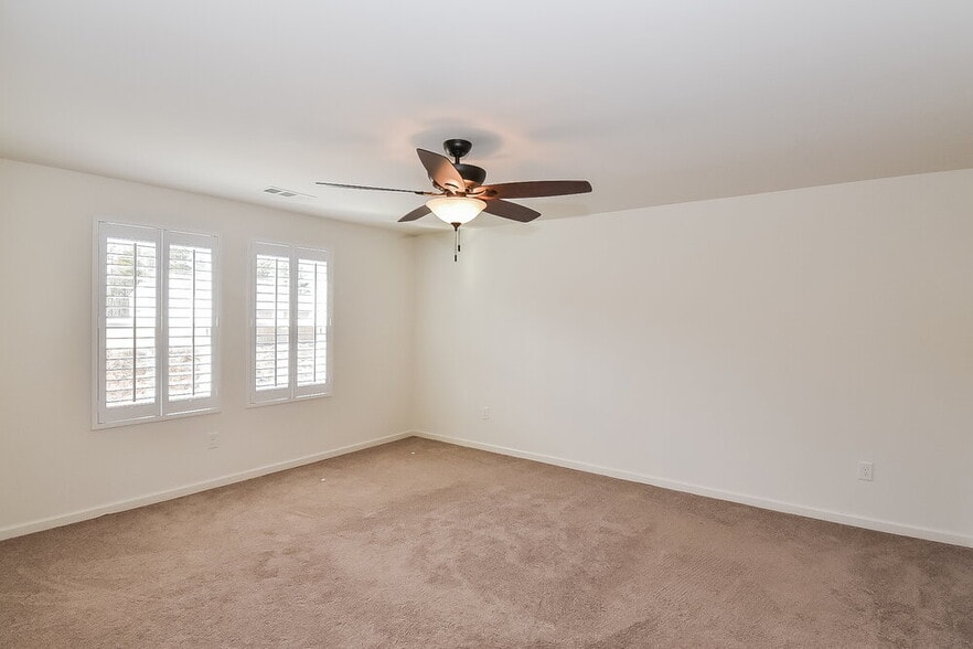 Building Photo - 7248 Lacey Dr