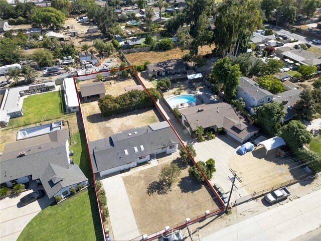 Building Photo - 15724 Chase St