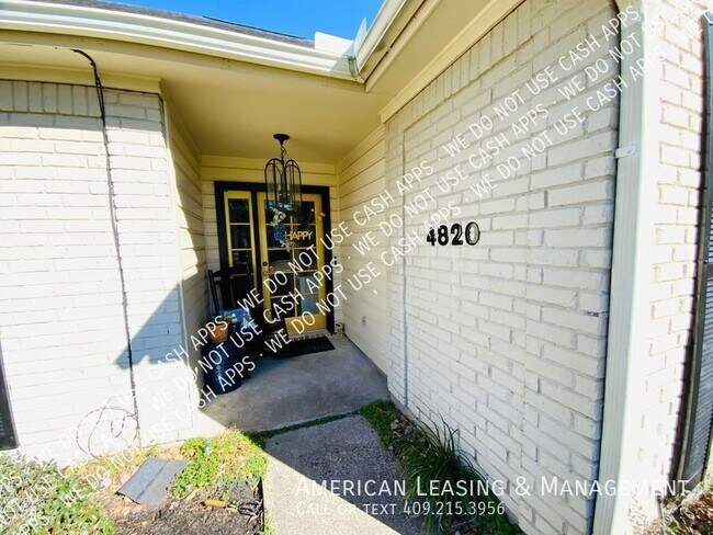 Building Photo - 4820 Edgewood Ln