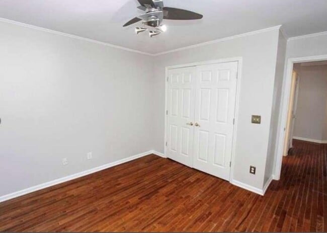 Building Photo - Spacious 4BR House in Dunwoody. Close to 2...