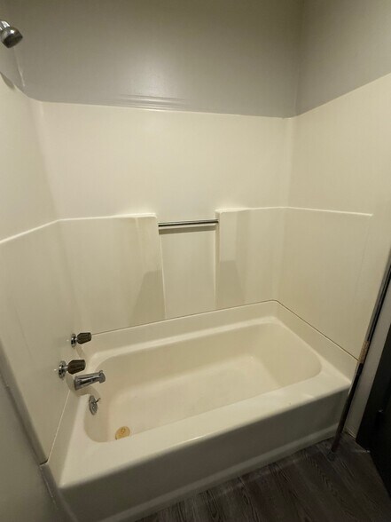 Building Photo - 1022 WV-34